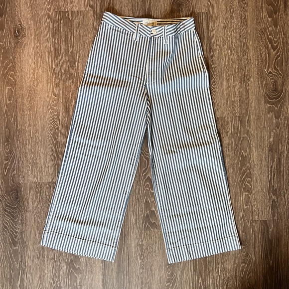 Madewell Blue and White Stripe Emmett Wide-Leg Crop Pant - Picture 4 of 7